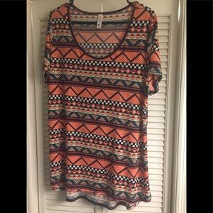 Lularoe Classic T Size XL (New but without tags)